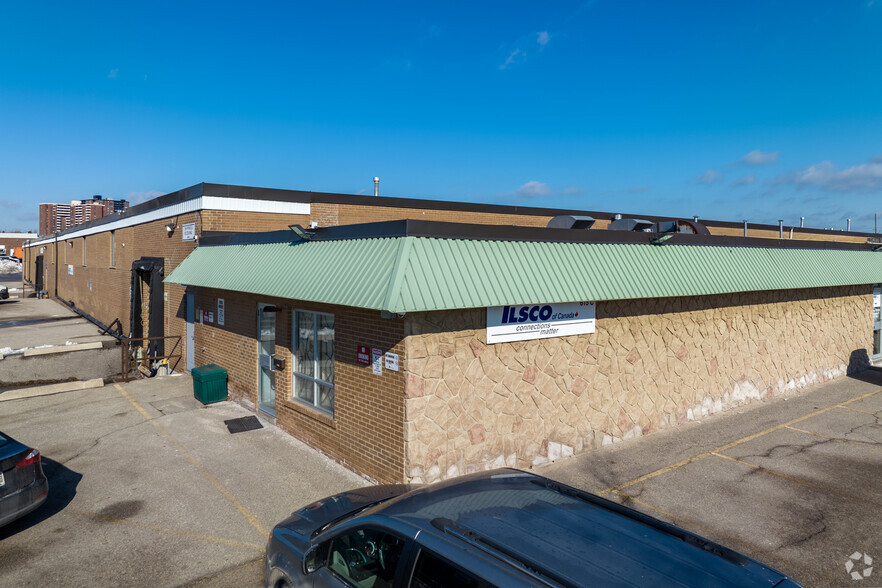 615 Orwell St, Mississauga, ON à louer - Photo du bâtiment - Image 2 de 3