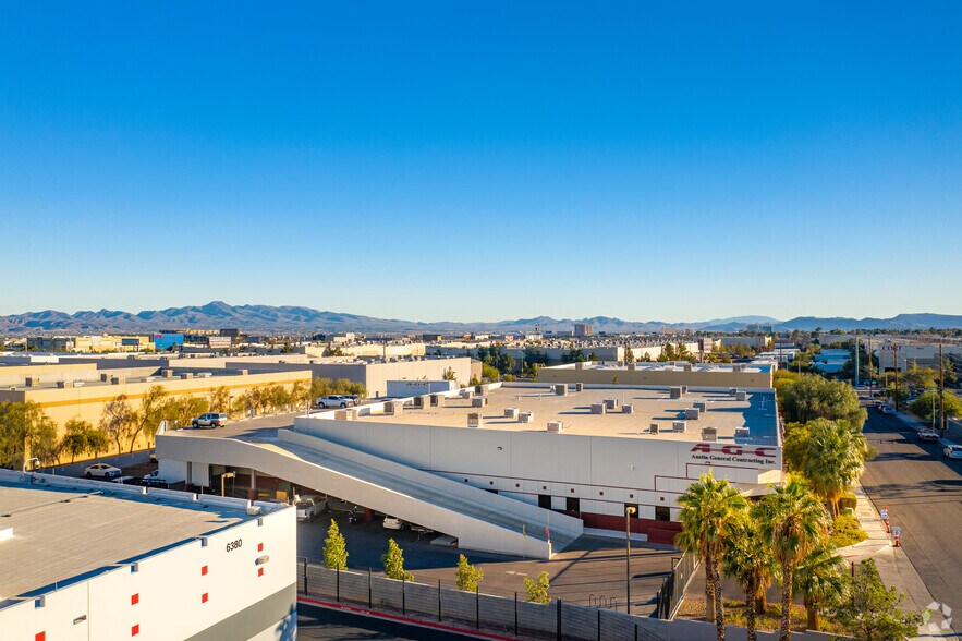 6440 Polaris Ave, Las Vegas, NV à vendre - Photo du bâtiment - Image 3 de 13