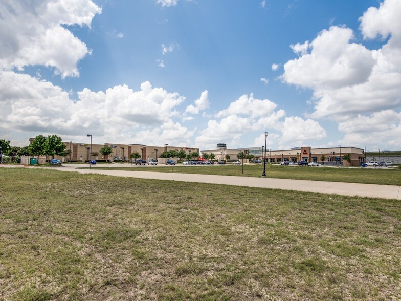 977 State Highway 121, Allen, TX à vendre - Autre - Image 2 de 32