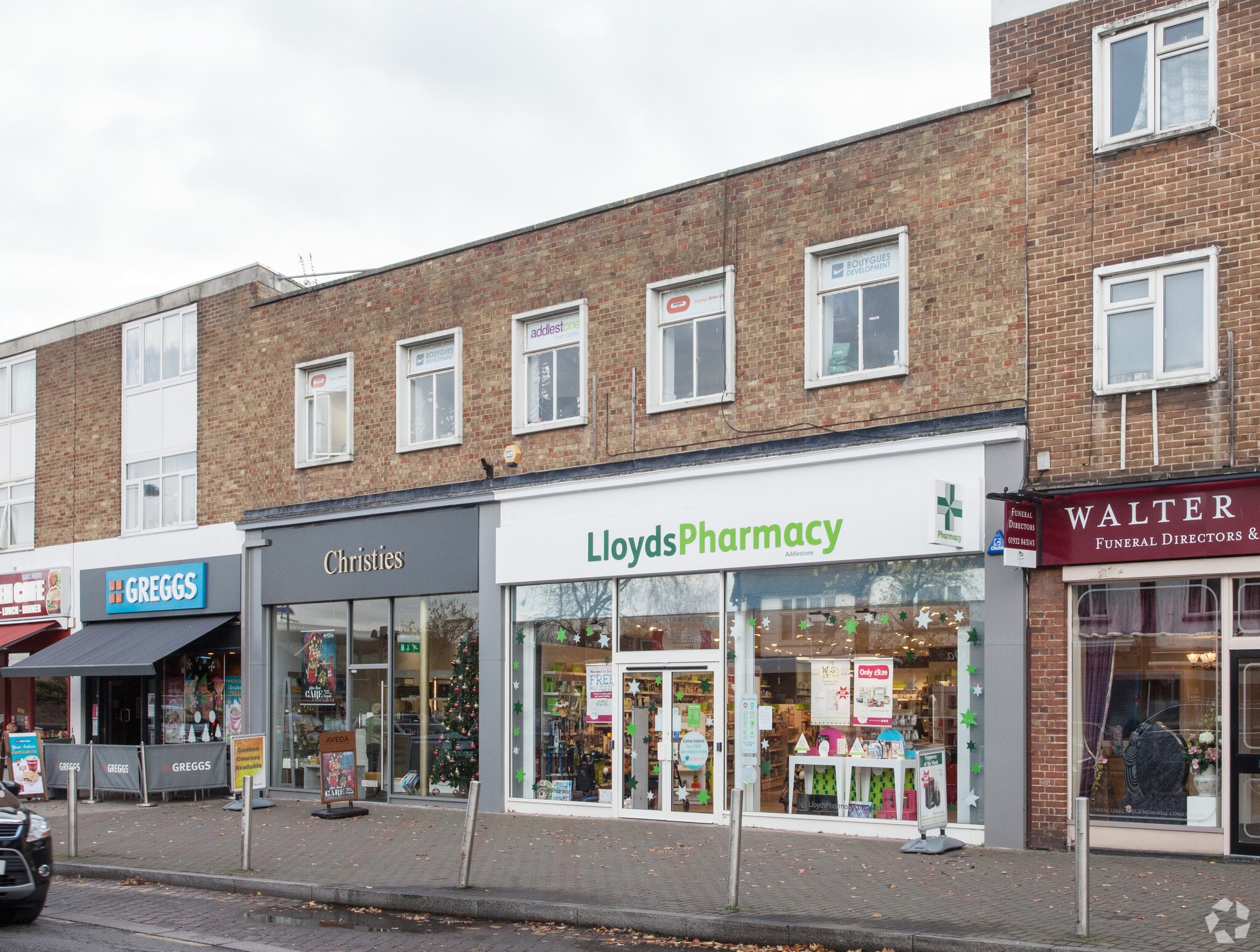 92a-92b Station Rd, Addlestone for sale Primary Photo- Image 1 of 7