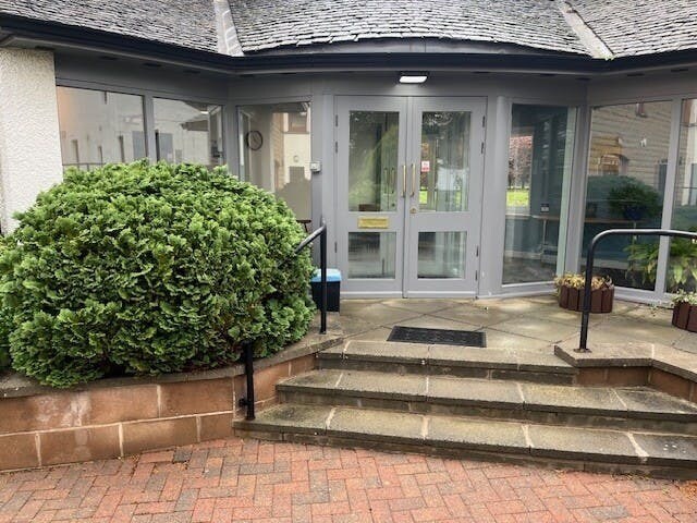 Hallyards Rd, Newbridge à louer - Photo du bâtiment - Image 2 de 12