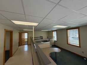 1667 White Mountain Hwy, Sanbornville, NH for lease Interior Photo- Image 1 of 8