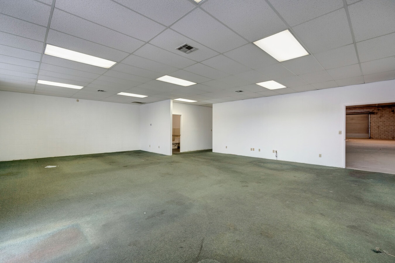 2727 N Grove Industrial Dr, Fresno, CA 93727 - Unit 145 - - Interior Photo - Image 1 of 7