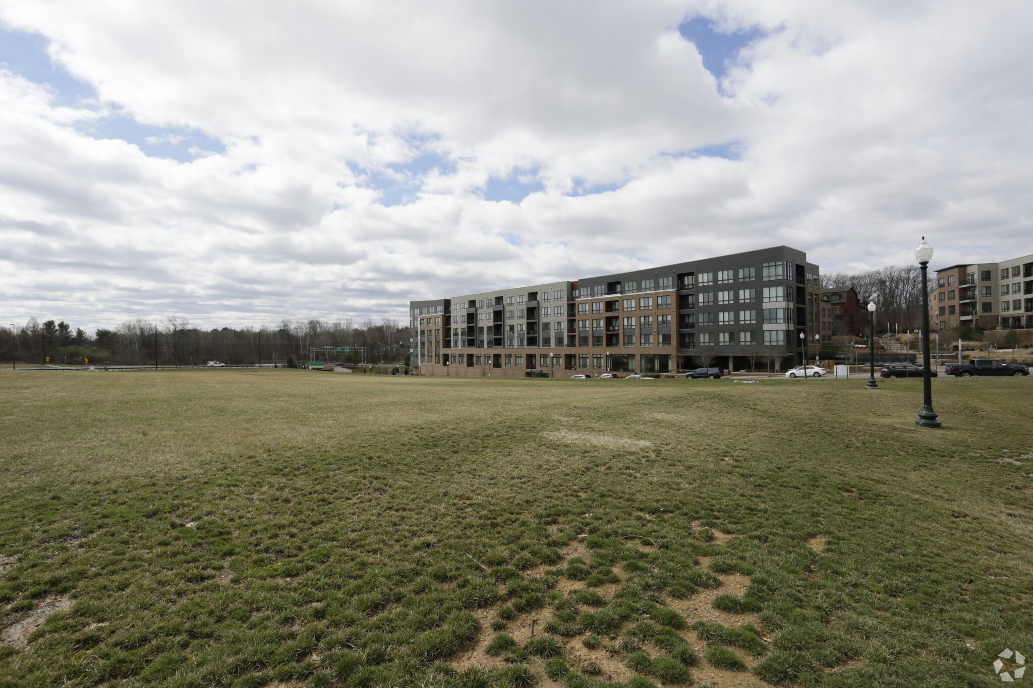 12405 Park Potomac Ave, Potomac, MD à louer Photo principale- Image 1 de 14