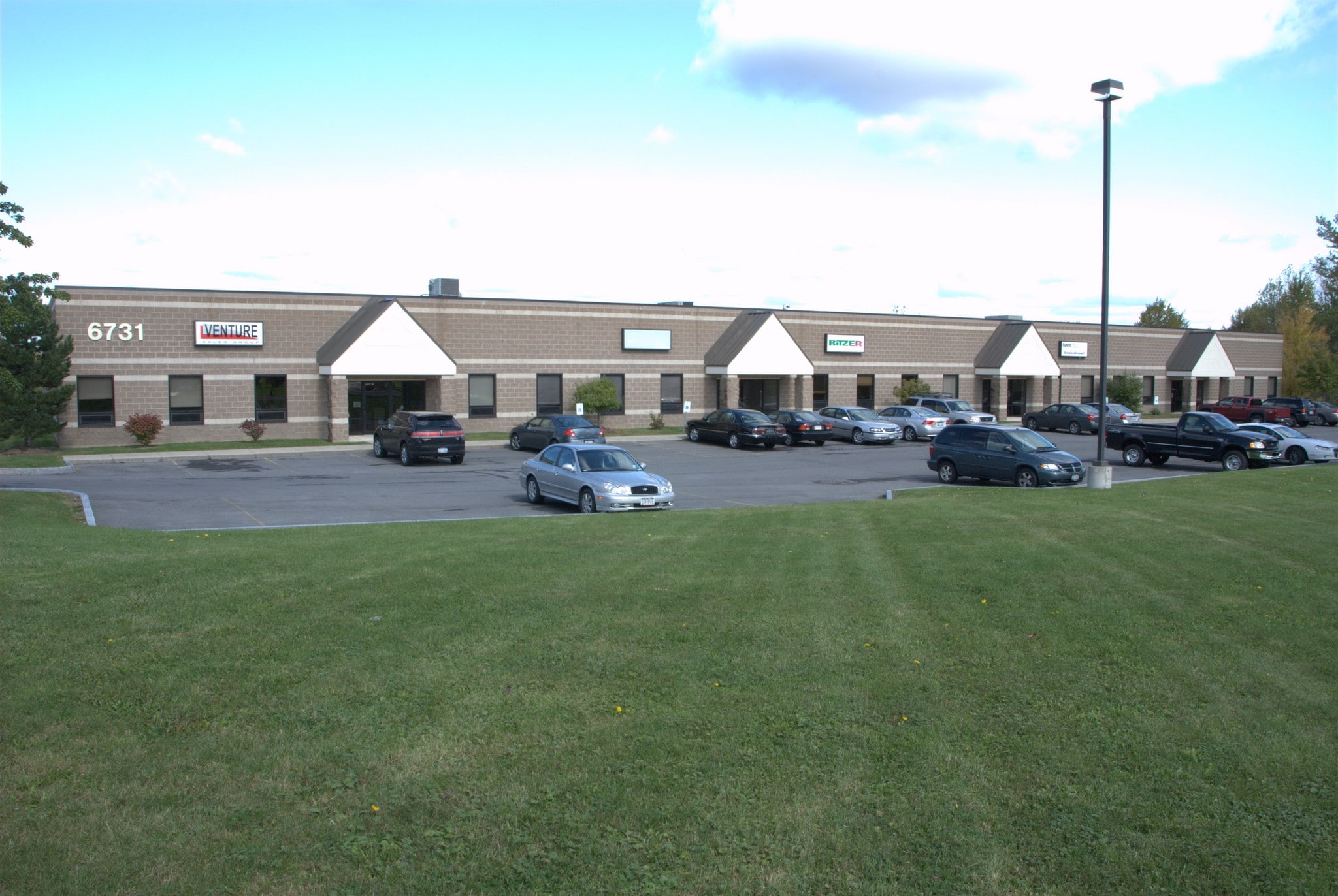 Myers Rd, East Syracuse, NY for lease Building Photo- Image 1 of 2