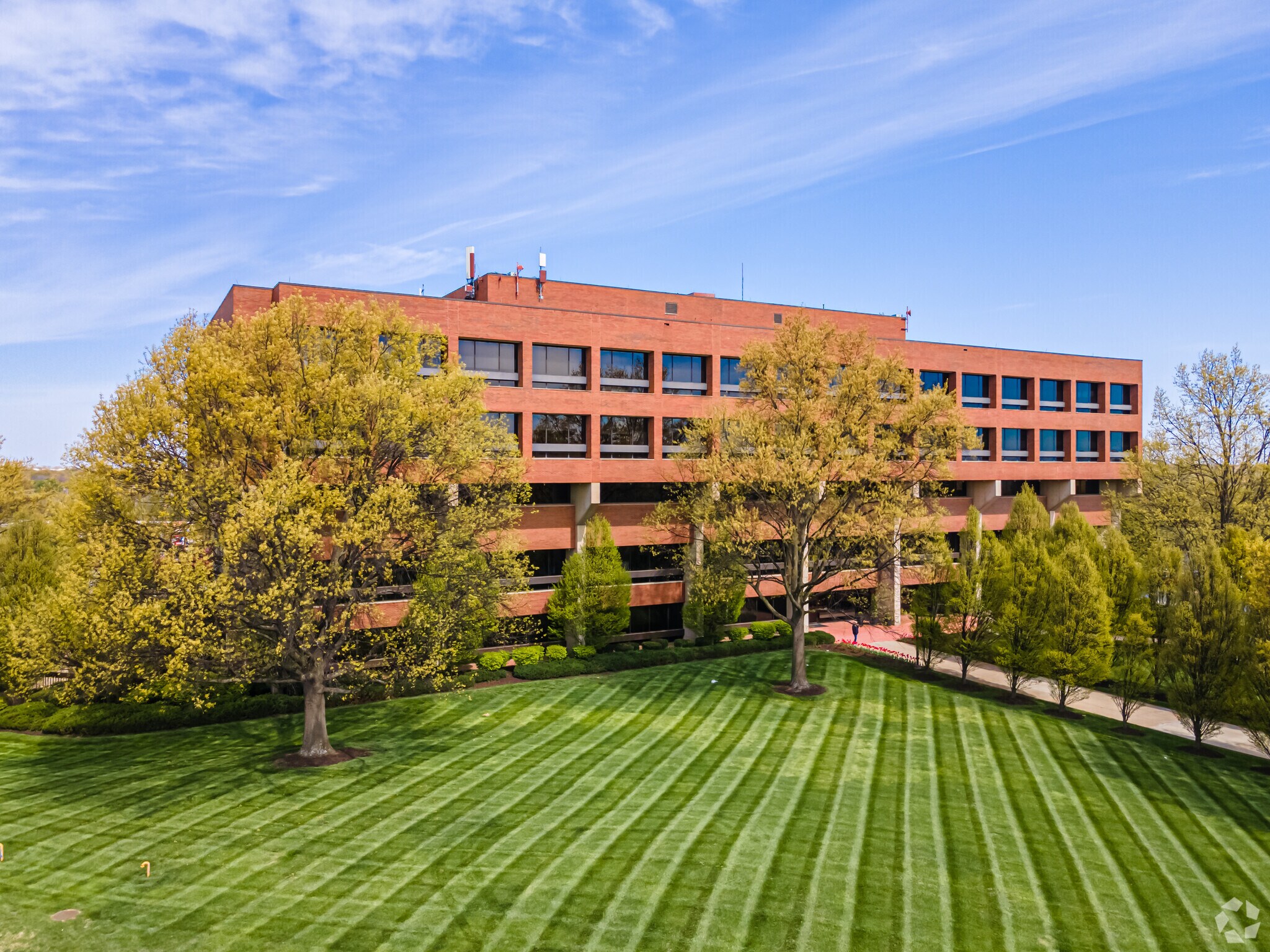 11880 College Blvd, Overland Park, KS for lease Building Photo- Image 1 of 6