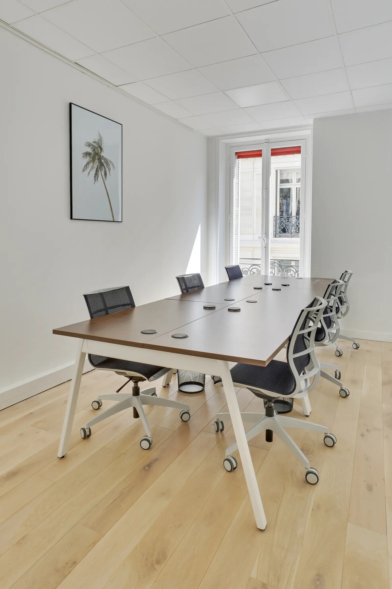 29 Rue Taitbout, Paris for lease Interior Photo- Image 1 of 24