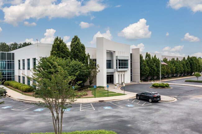 Plus de détails pour 5600 United Dr, Smyrna, GA - Bureau à louer