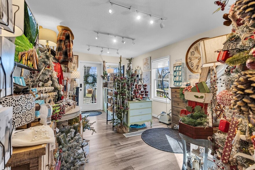 2600 Kibby Rd, Jackson, MI for sale - Interior Photo - Image 3 of 8