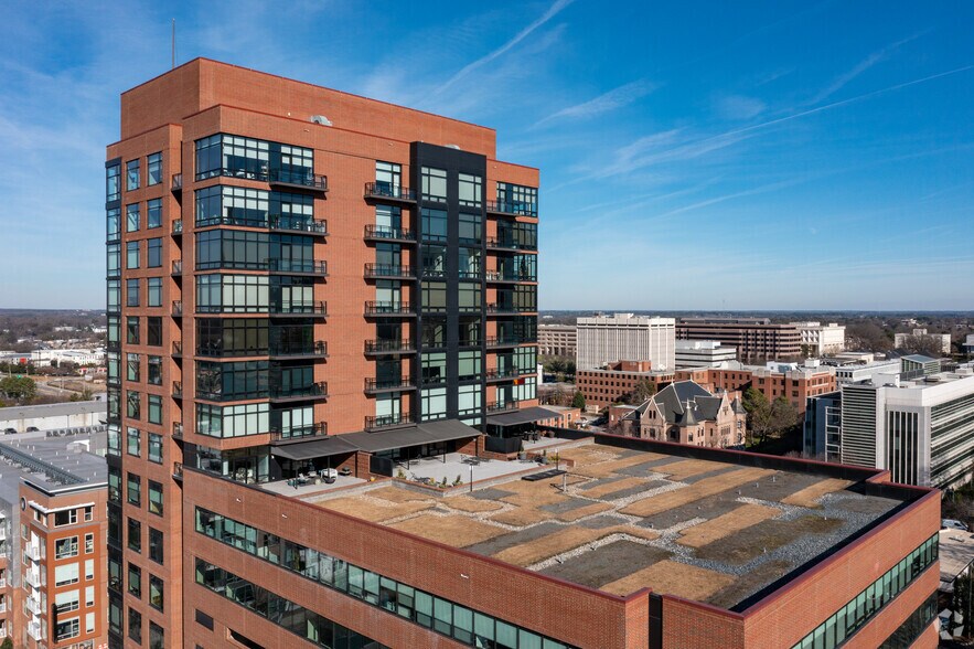323 W Jones St, Raleigh, NC à louer - Photo du bâtiment - Image 2 de 6