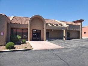 6905 W Charleston Blvd, Las Vegas, NV for lease Interior Photo- Image 2 of 14