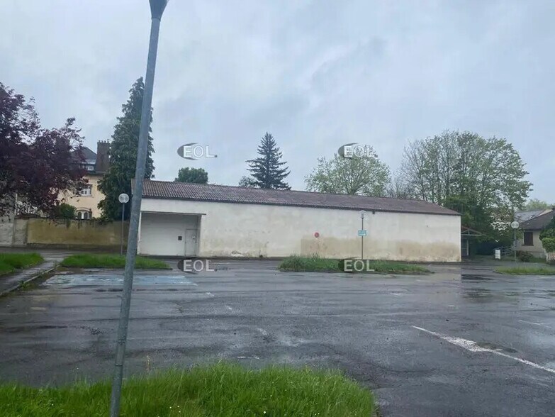 Flex dans Villeparisis à louer - Photo du bâtiment - Image 3 de 8