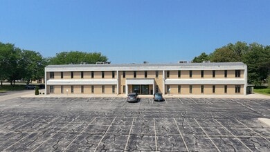 7115 Windsor Lake Pky, Loves Park, IL for lease Interior Photo- Image 2 of 11