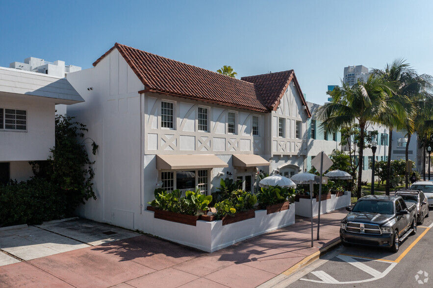 321 Collins Ave, Miami Beach, FL for sale - Primary Photo - Image 1 of 1