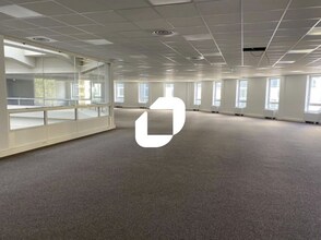 Bureau dans Cergy à louer Photo intérieure- Image 2 de 6