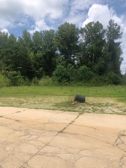 6884 Highway 221, Moore, SC à vendre - Photo du bâtiment - Image 2 de 2