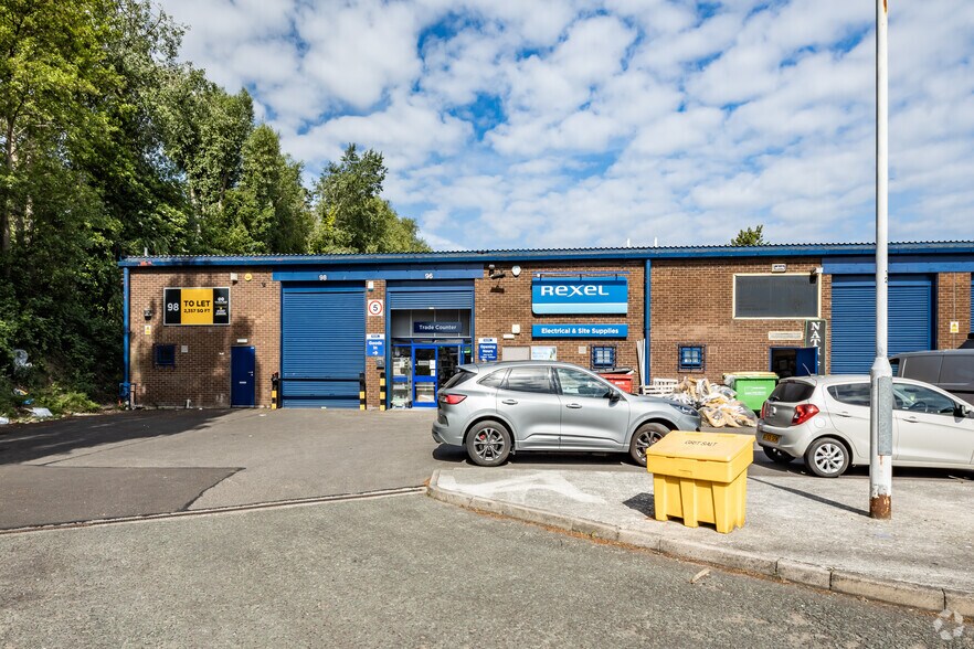 Appin Rd, Birkenhead à louer - Photo du bâtiment - Image 2 de 2