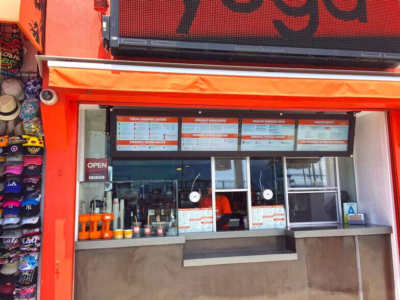 1809 Ocean Front Walk, Venice, CA à louer - Photo du bâtiment - Image 3 de 9