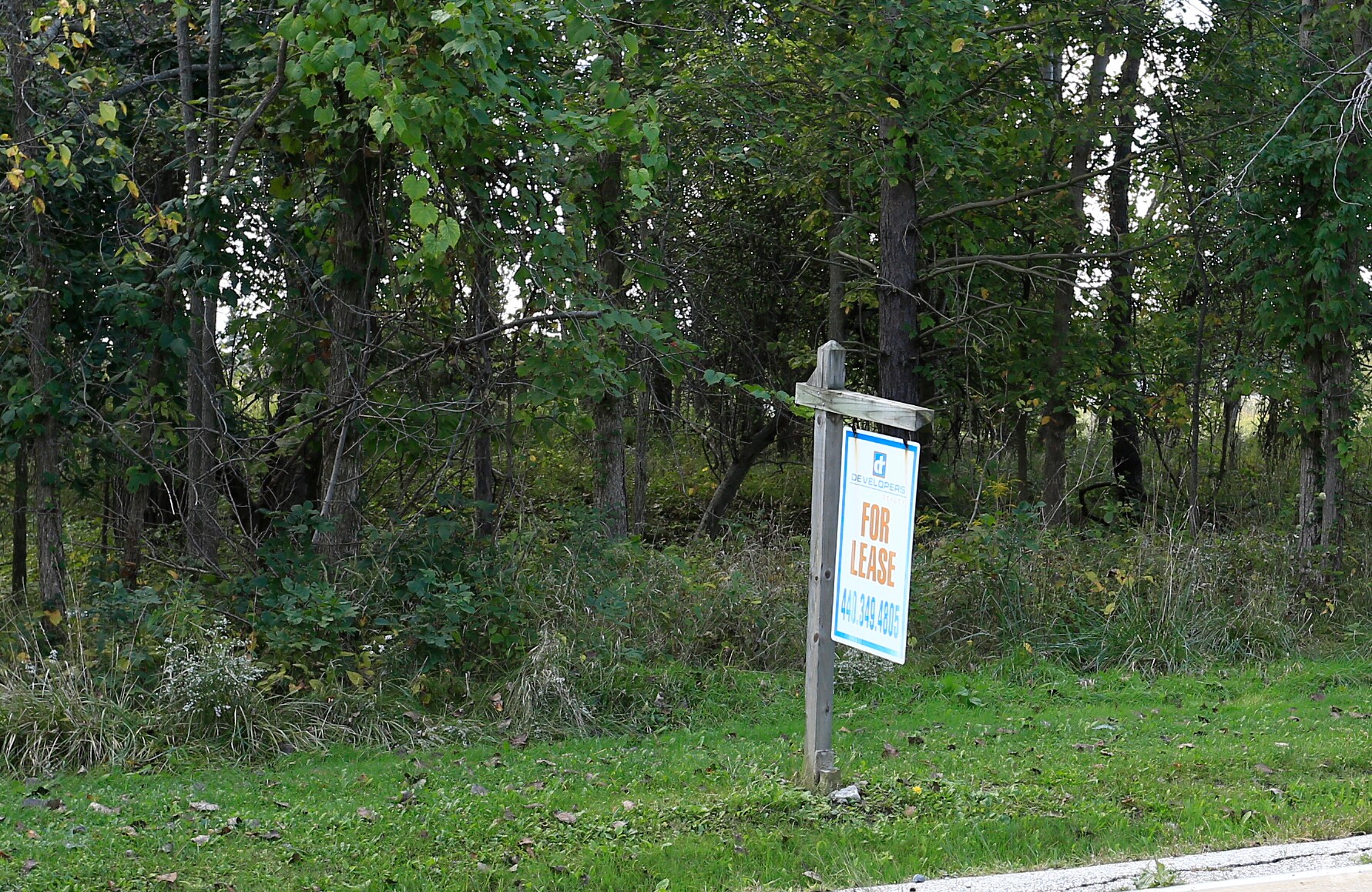 Bond St, Glenwillow, OH à vendre Photo principale- Image 1 de 5