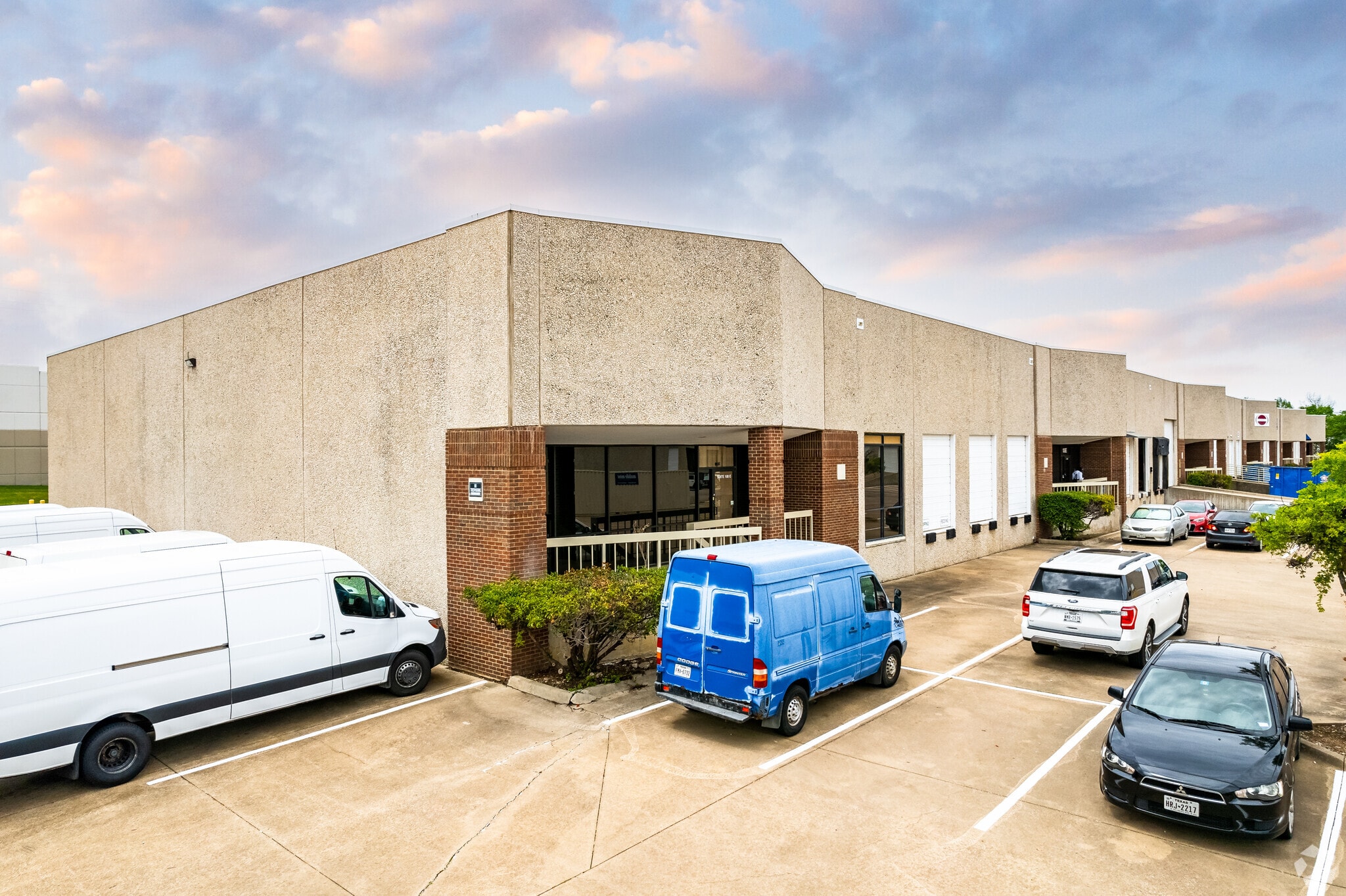 1111 Jupiter Rd, Plano, TX à louer Photo du bâtiment- Image 1 de 13