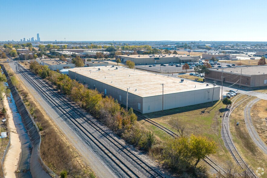 4601-4627 NW 3rd St, Oklahoma City, OK à louer - Aérien - Image 3 de 5