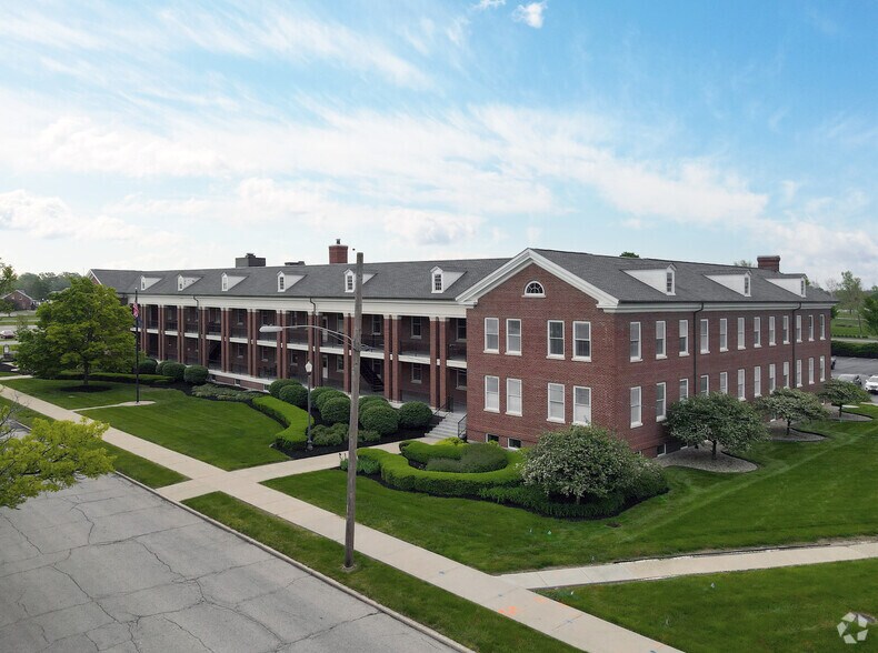 8901 Otis Ave, Indianapolis, IN à louer - Photo du bâtiment - Image 2 de 17