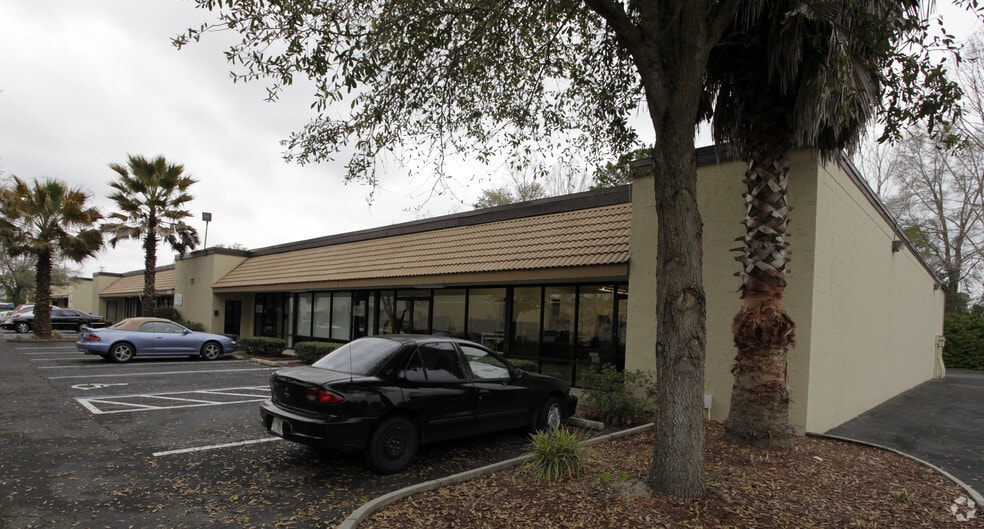 2444-2512 NE 1st Blvd, Gainesville, FL à louer - Photo principale - Image 1 de 19