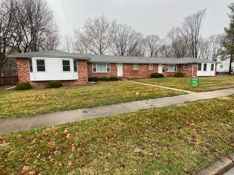 729 S Webster St, Decatur, IL for sale - Primary Photo - Image 1 of 1