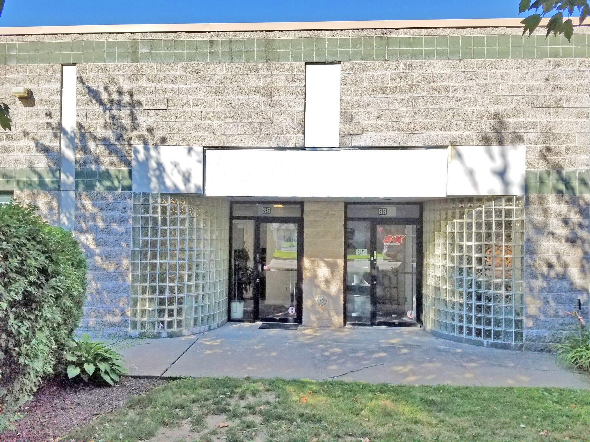 86-92 Otis St, West Babylon, NY for sale Building Photo- Image 1 of 1