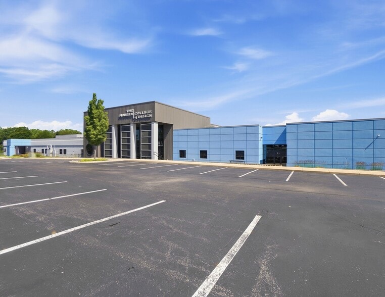 1725 E David Rd, Kettering, OH for sale - Building Photo - Image 3 of 10