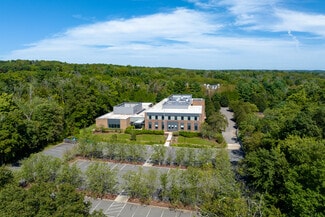 Plus de détails pour 29 Thanet Cir, Princeton, NJ - Bureau à vendre