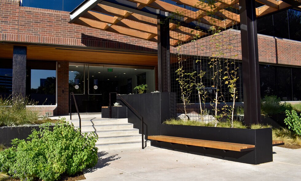 11902 Burnet Rd, Austin, TX for lease - Building Photo - Image 1 of 9