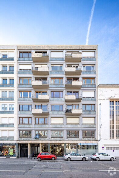 68 Rue Duquesne, Lyon à louer - Photo du bâtiment - Image 2 de 5
