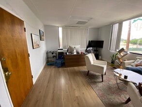 5555 S Inglewood Blvd, Culver City, CA for lease Interior Photo- Image 1 of 5