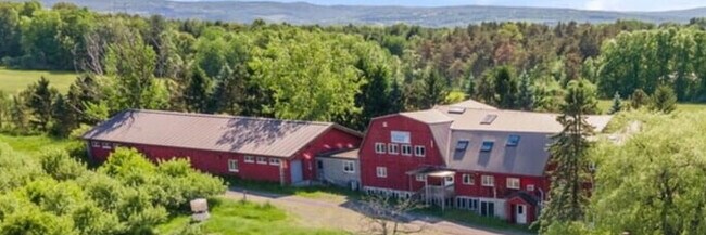 Plus de détails pour 303 Gunderman Rd, Spencer, NY - Flex à vendre