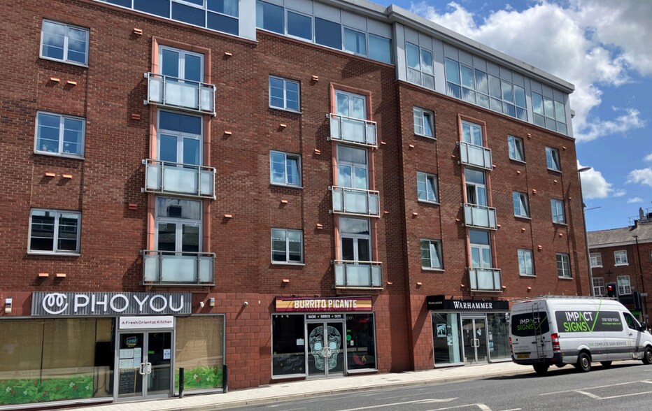 1A Lloyd St, Altrincham à louer - Photo du bâtiment - Image 2 de 8