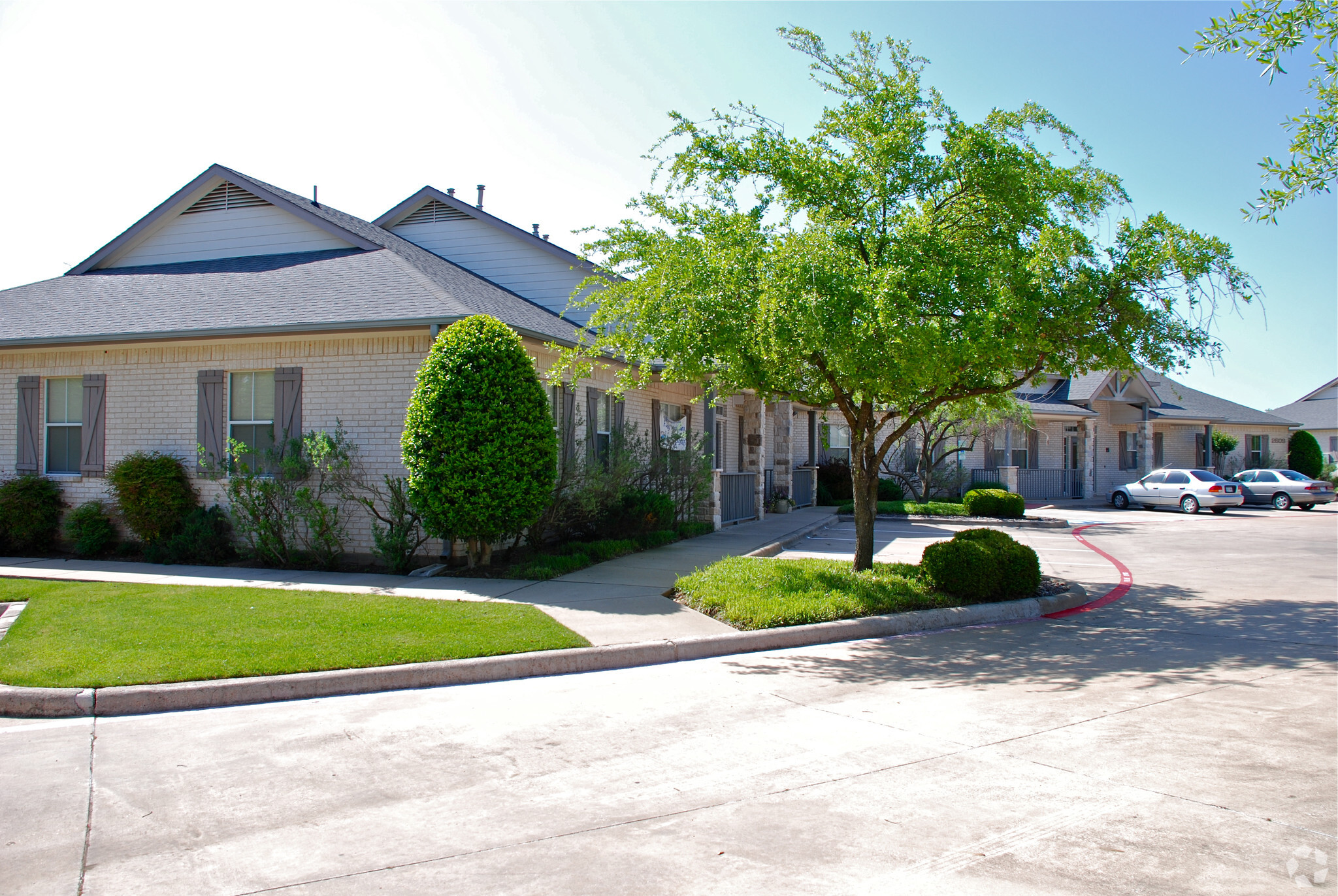 2609 Sagebrush Dr, Flower Mound, TX for lease Primary Photo- Image 1 of 8