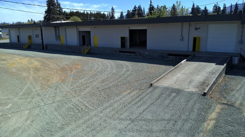 212 N Gales St, Port Angeles, WA for sale - Building Photo - Image 2 of 30