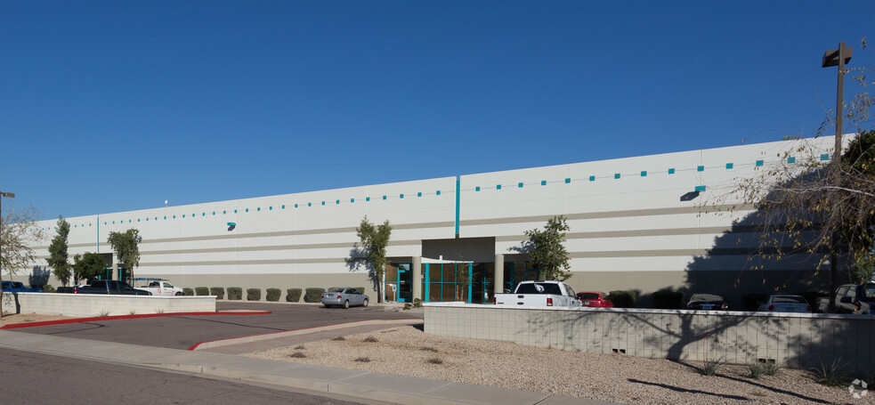 9245 S Farmer Ave, Tempe, AZ for lease - Building Photo - Image 2 of 4