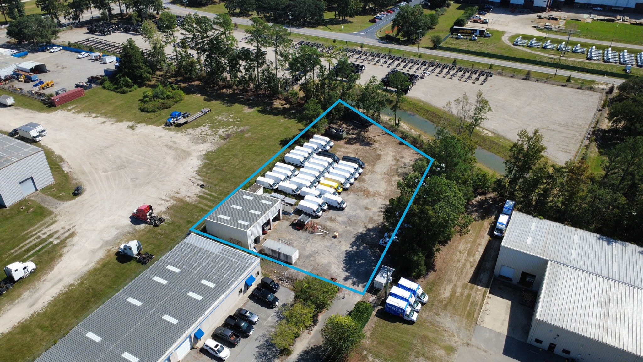 3241 Benchmark Dr, Ladson, SC for lease Interior Photo- Image 1 of 3