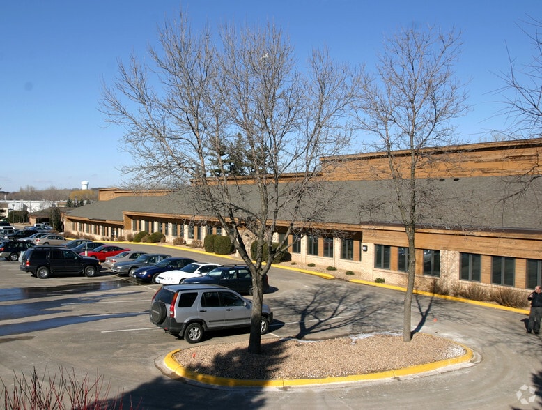 5780-5794 Lincoln Dr, Edina, MN à vendre - Photo du bâtiment - Image 2 de 7