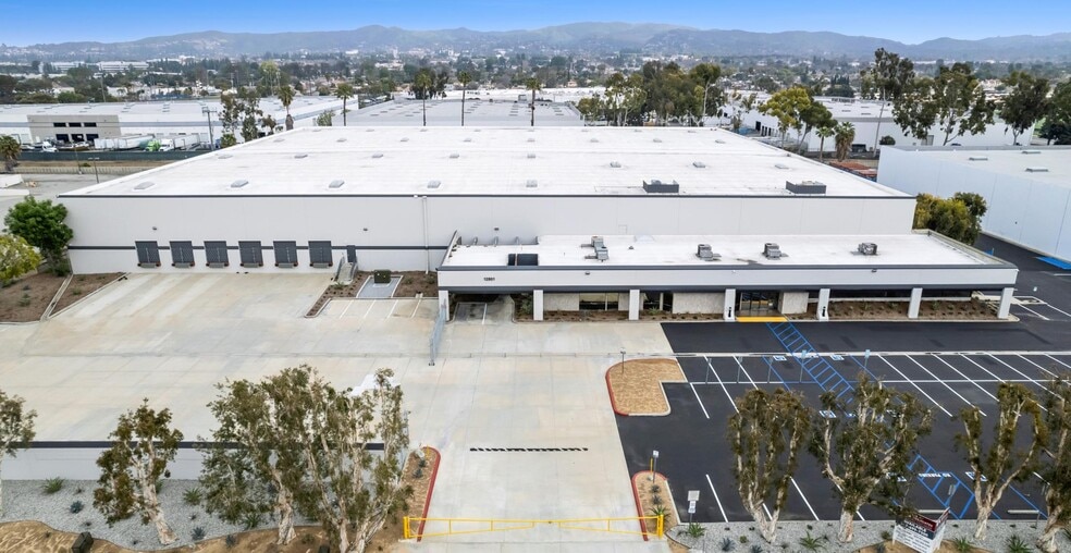 12801 Ann St, Santa Fe Springs, CA for lease - Building Photo - Image 2 of 8