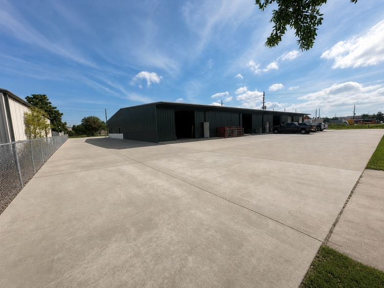 18025 W Little York Rd, Katy, TX for lease - Building Photo - Image 2 of 3