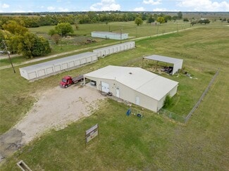 Plus de détails pour 6240 Airport Rd, Paris, TX - Spécialité à vendre