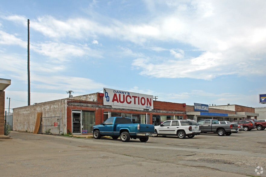 2804 NW 10th St, Oklahoma City, OK for sale - Building Photo - Image 2 of 25