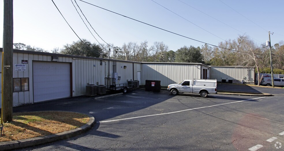 502 Capital Cir SE, Tallahassee, FL à vendre - Photo du bâtiment - Image 3 de 14