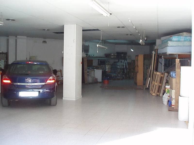 Vilanova del Camí, BAR 08788 - Unit 1 - - Interior Photo - Image 2 of 5