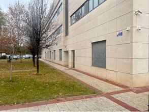 Commerce de détail dans Getafe, Madrid à louer Photo intérieure- Image 2 de 40