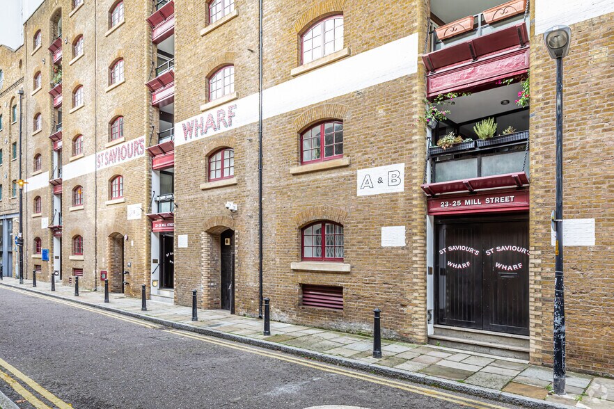23-25 Mill St, Londres à louer - Photo du bâtiment - Image 2 de 10