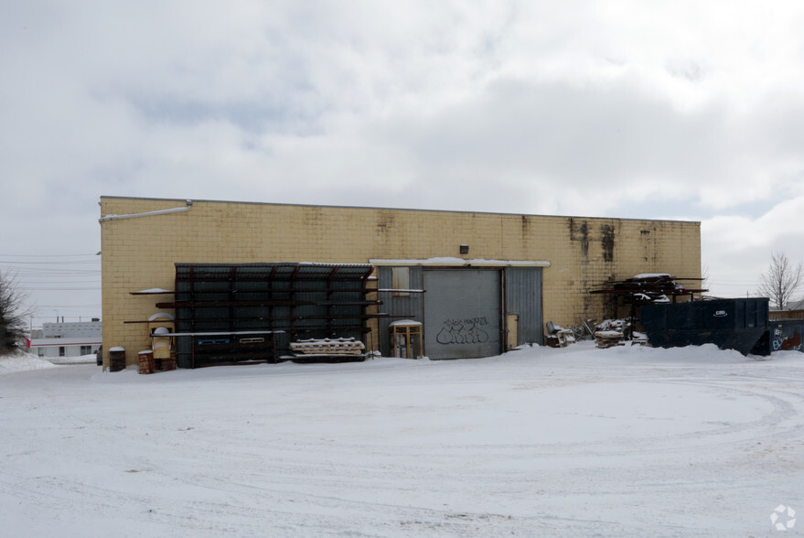 400 Conestogo Rd, Waterloo, ON à louer - Photo du bâtiment - Image 2 de 2